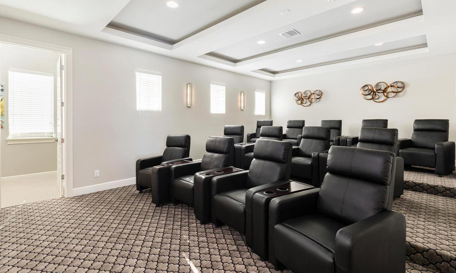 Upscale 8 Bdrm Villa With Home Theater At Reunion Kissimmee Exterior photo